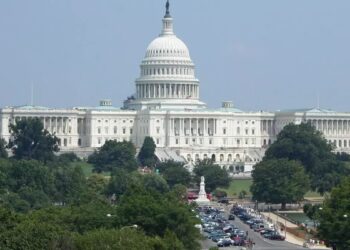 Казахстанцев в США предупредили об ужесточении миграционной политики