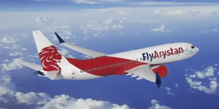 Fly Arystan рейсінде ер адам бортсерік пен тағы бір жолаушыға қол көтерді