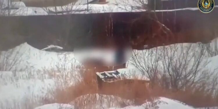 Наркозакладчики попали в объективы камер ЦОУ в Павлодаре