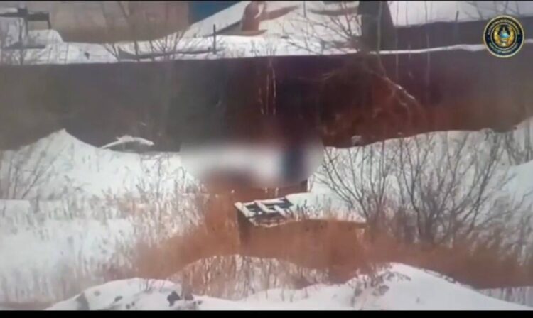 Наркозакладчики попали в объективы камер ЦОУ в Павлодаре