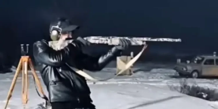 Мылтық атқан Димаш Құдайберген жанкүйерлерін таңғалдырды