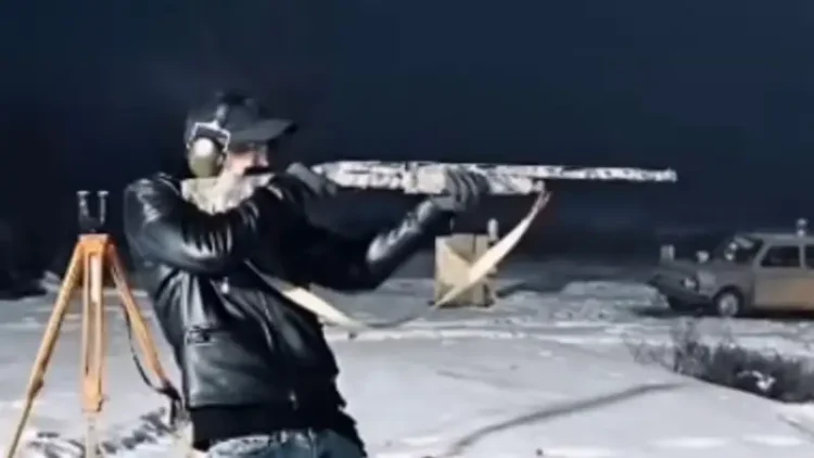 Мылтық атқан Димаш Құдайберген жанкүйерлерін таңғалдырды