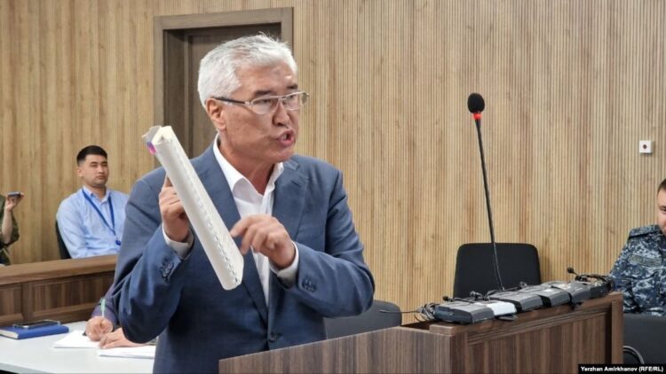 Экс-министр Арыстанбек Мұхамедиұлы аштық жариялады