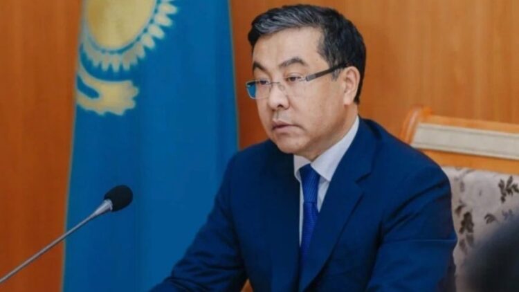 Президенттен сөгіс алған Абай облысының әкімі Ұранхаев қызметінен кетті