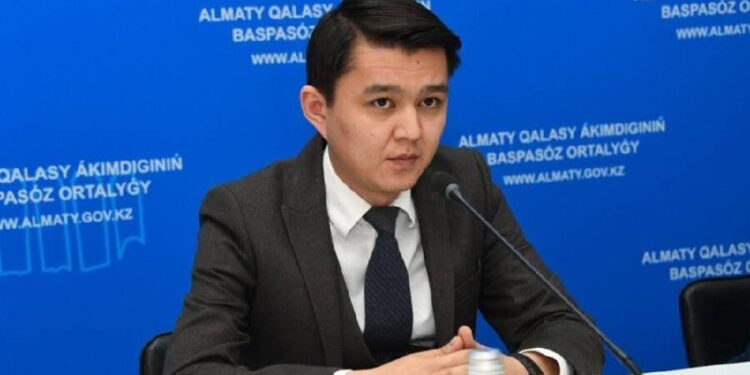 Экс-главу управления земельных отношений Алматы, приговорили к 10 годам лишения свободы