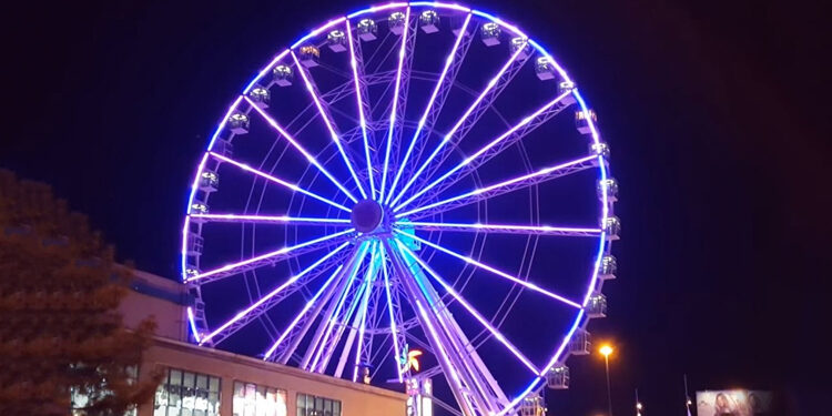 Построить 50-метровое колесо обозрения в Семее поручил Уали