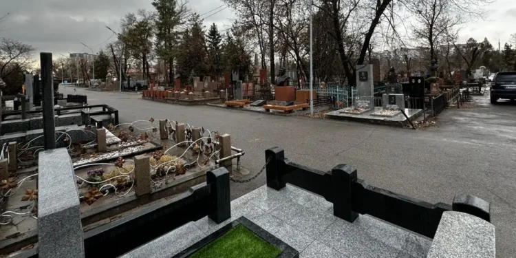 Алматыда зираттарға бейнебақылау камералары орнатылмақ