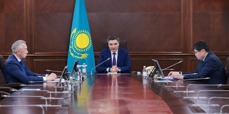 Үкімет басшысы бизнес өкілдеріне ескерту жасады