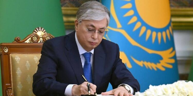 Токаев провел кадровые перестановки в Нацбанке и Администрации президента