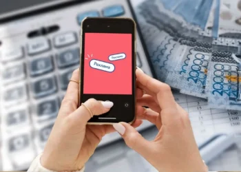 12 блогер 73,6 млн теңге салық төледі