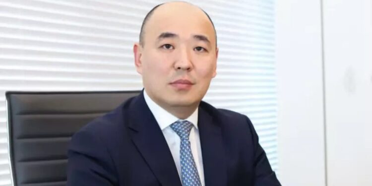 Қанат Шарлапаев отставкаға жіберілді