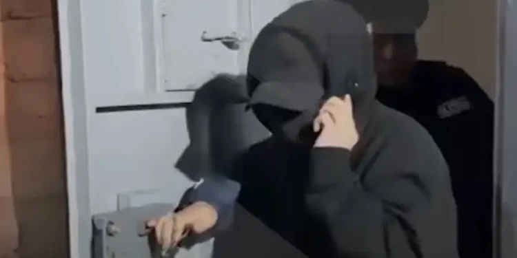 Әнші Алмас Кішкенбаев бостандыққа шықты