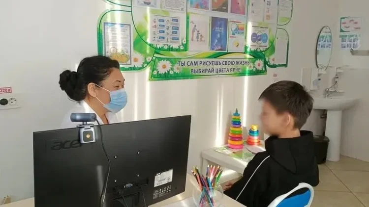 24 млн жиналды: Семейде соққыға жығылған оқушының отбасына баспана сатып алынбақ