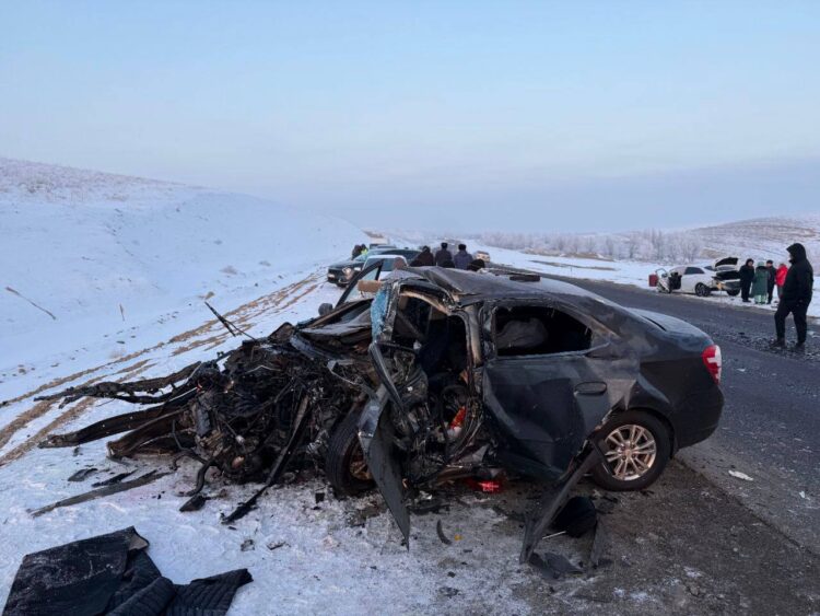 Три человека погибли в ДТП на трассе Алматы-Бишкек