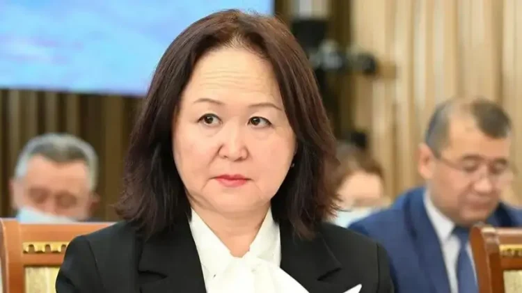 Қырғызстан экс-министрі мен оның ұлы 8 жылға сотталды