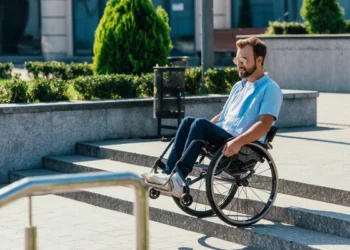 Изнасиловали 18-летнего парня с инвалидностью: в Актау расследуется дело