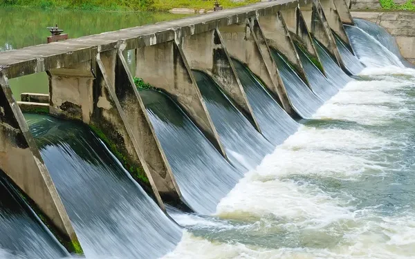 Государству возвращены 8 водохранилищ