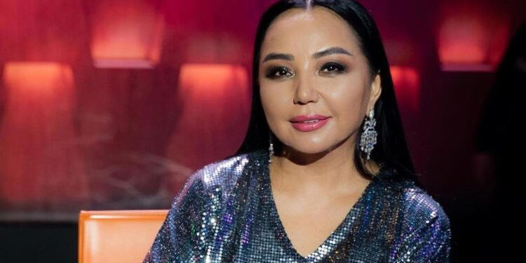 Алтынай Жорабаева: «Хан Шатырдың» күзетшісі суретке түсу үшін рұқсат қағаз талап етті»