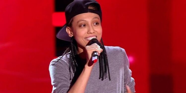 Певица BikaBreezy сделала предложение руки и сердца девушке, но произошел неожиданный курьез