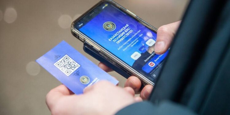 МВД внедряет карточки с QR-кодом для иностранцев