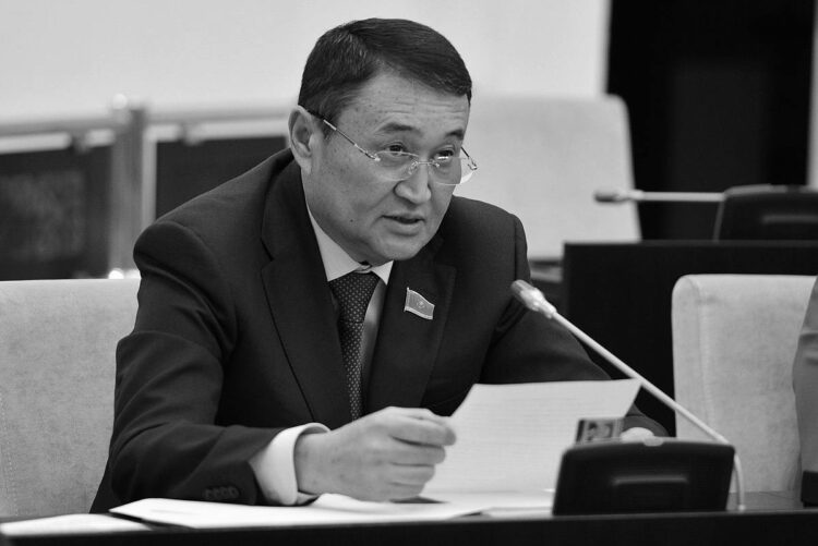 Скончался бывший аким Алматинской области