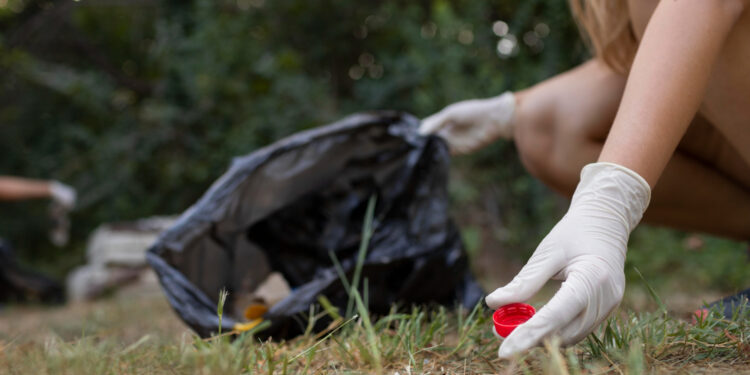 В Конаеве борются с нарушителями чистоты: выписаны десятки штрафов