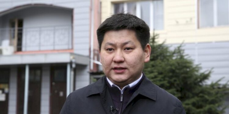 Алматыда ​қалалық басқарма басшысының орынбасары пара алғаны үшін сотталды