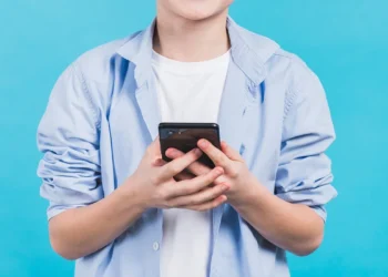 Балаларға арналған SIM-карталар қолданысқа енгізіледі