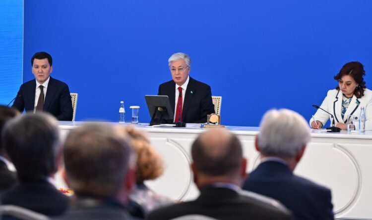 Токаев высказался о необходимости единого времени в стране