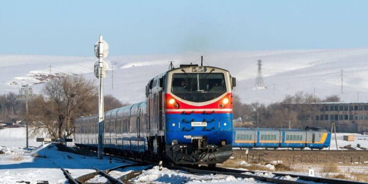 «Самрук-Казына» планирует провести IPO акций КТЖ