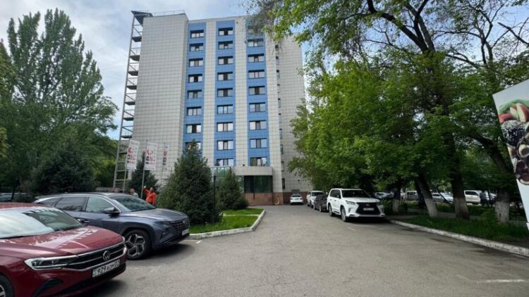 Сторона Утемуратова опровергла связь с бизнес-центром в Алматы, возвращенным государству