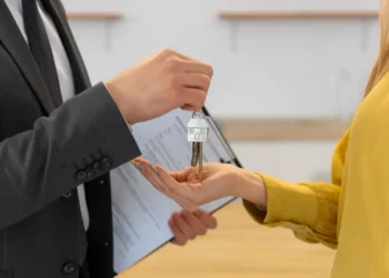 Алматыда қылмыстық топ мүшелері сотталды