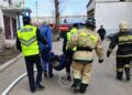 На руках вынесли мужчину с ожогами: в Кокшетау во время пожара эвакуировали 41 человека