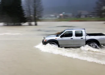 Риск переливов и разрушений: в Казахстане выявили 326 паводкоопасных участков дорог