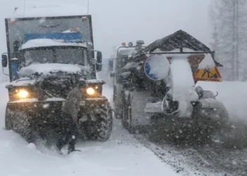 В Актау школьники снова учатся из дома