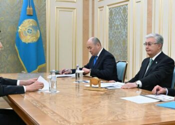 Тоқаев «Қазатомпром» басшысының есебін тыңдады