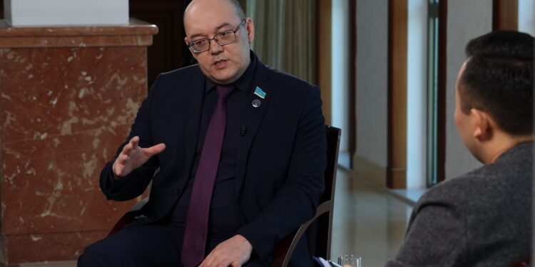 «Қазақстанға Сенат қажет емес» – Депутат