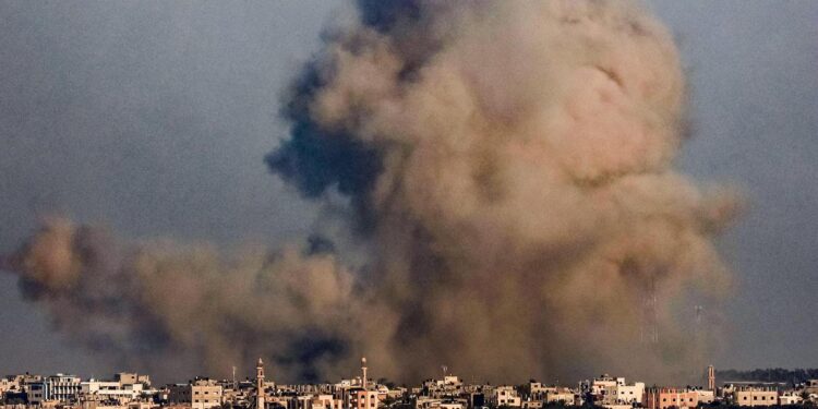 Израиль Газаны қайта соққыға алды: екі айлық бейбітшілік аяқталды