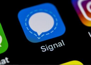 АҚШ Ұлттық қауіпсіздік кеңесінің құпия чатына журналист кездейсоқ қосылды