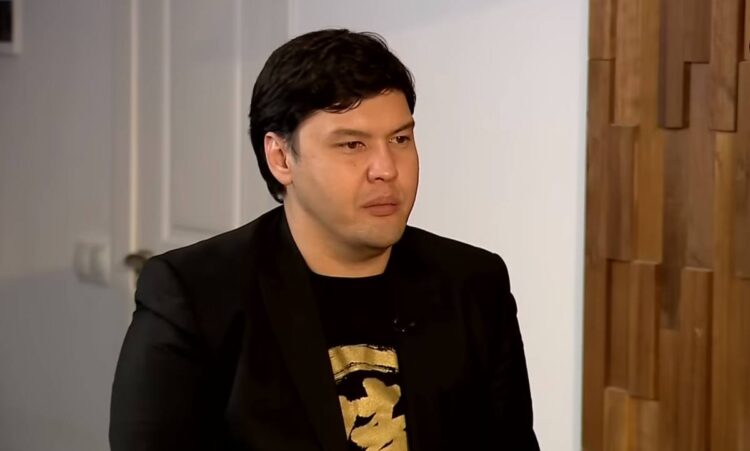 Отец Шерзата отказался от адвокатов Айтбека Амангельды