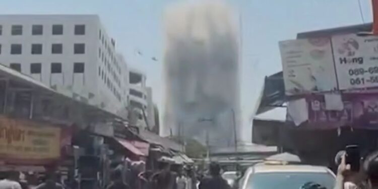 Бангкокта жойқын жер сілкінісі: әуежайлар рейстерді қабылдауды тоқтатты