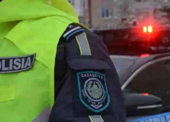 Таразда жасөспірім әкесінің көлігімен полициядан қашқан