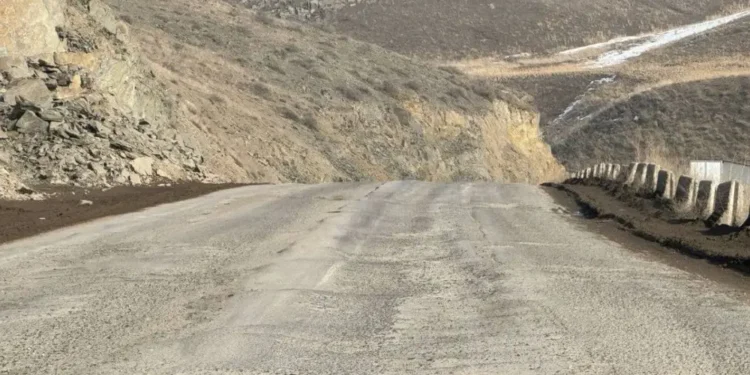 Жамбыл облысында 57 шенеунік сапасыз жолдар үшін жауапқа тартылды