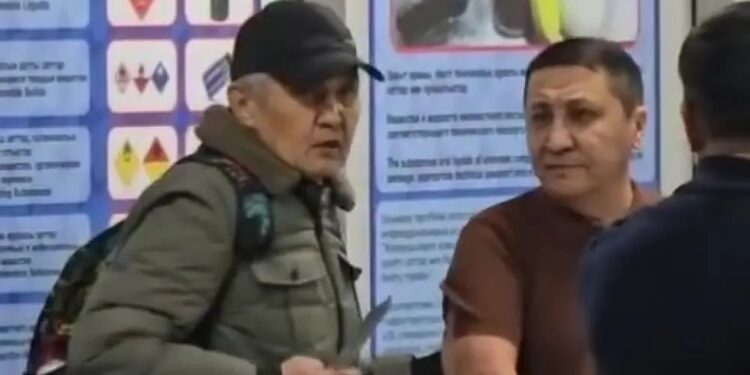 Герой аэропорта оказался братом известного продюсера группы «Жигиттер»