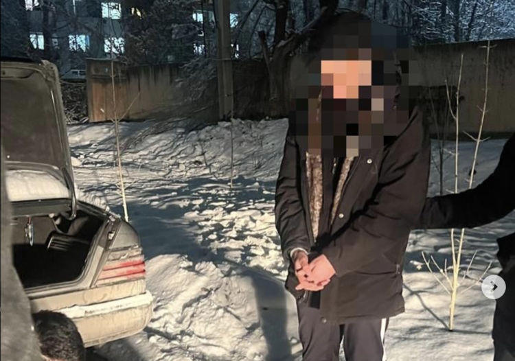 Крупная партия «синтетики» изъята полицейскими Алматы