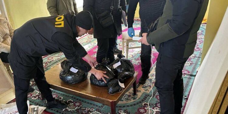 8 кг гашиша изъяли у местного жителя в Рудном