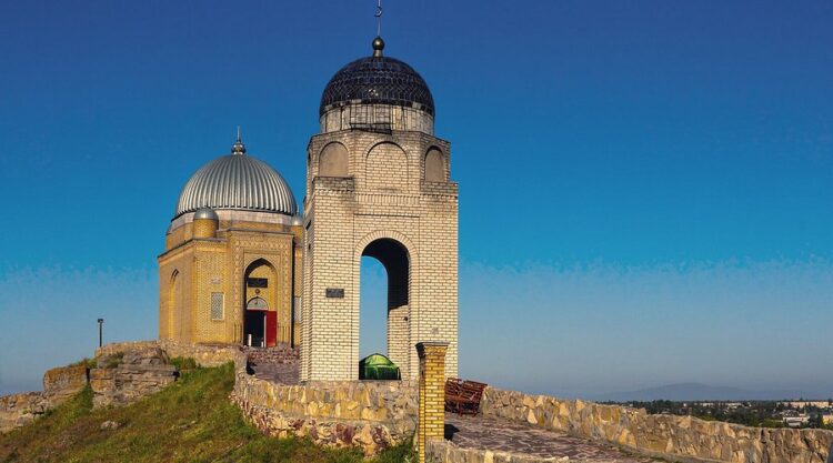 Бизнесмены незаконно захватили здания музея-заповедника «Памятники древнего Тараза»