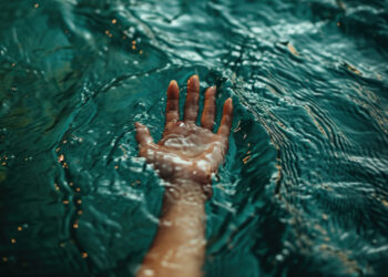 В Шымкенте 7-летний ребенок утонул в наполненном водой котловане