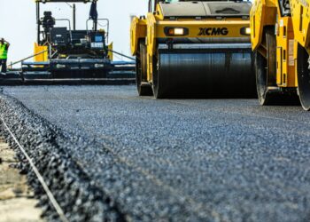 Тоқаев батыс өңірлердегі жол құрылысын жеделдетуді тапсырды