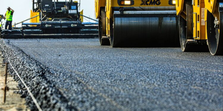 Тоқаев батыс өңірлердегі жол құрылысын жеделдетуді тапсырды